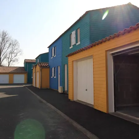 Maison Le Château-d'oléron, 3 Pièces, 5 Personnes - Fr-1-246a-86