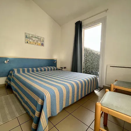Casa vacanze Maison Le Château-d'oléron, 3 Pièces, 5 Personnes - Fr-1-246a-86 *