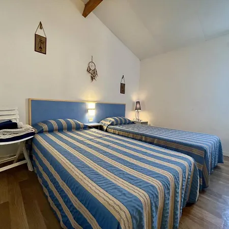 Maison Le Château-d'oléron, 3 Pièces, 5 Personnes - Fr-1-246a-86 Casa vacanze